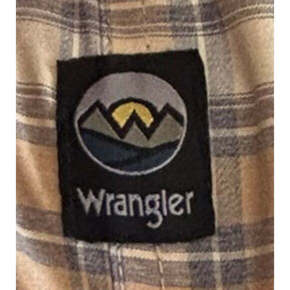 Wrangler Outdoor Short Sleeve Button Down Shirt Men's Size XL Plaid Tan Green‎ - Picture 8 of 10